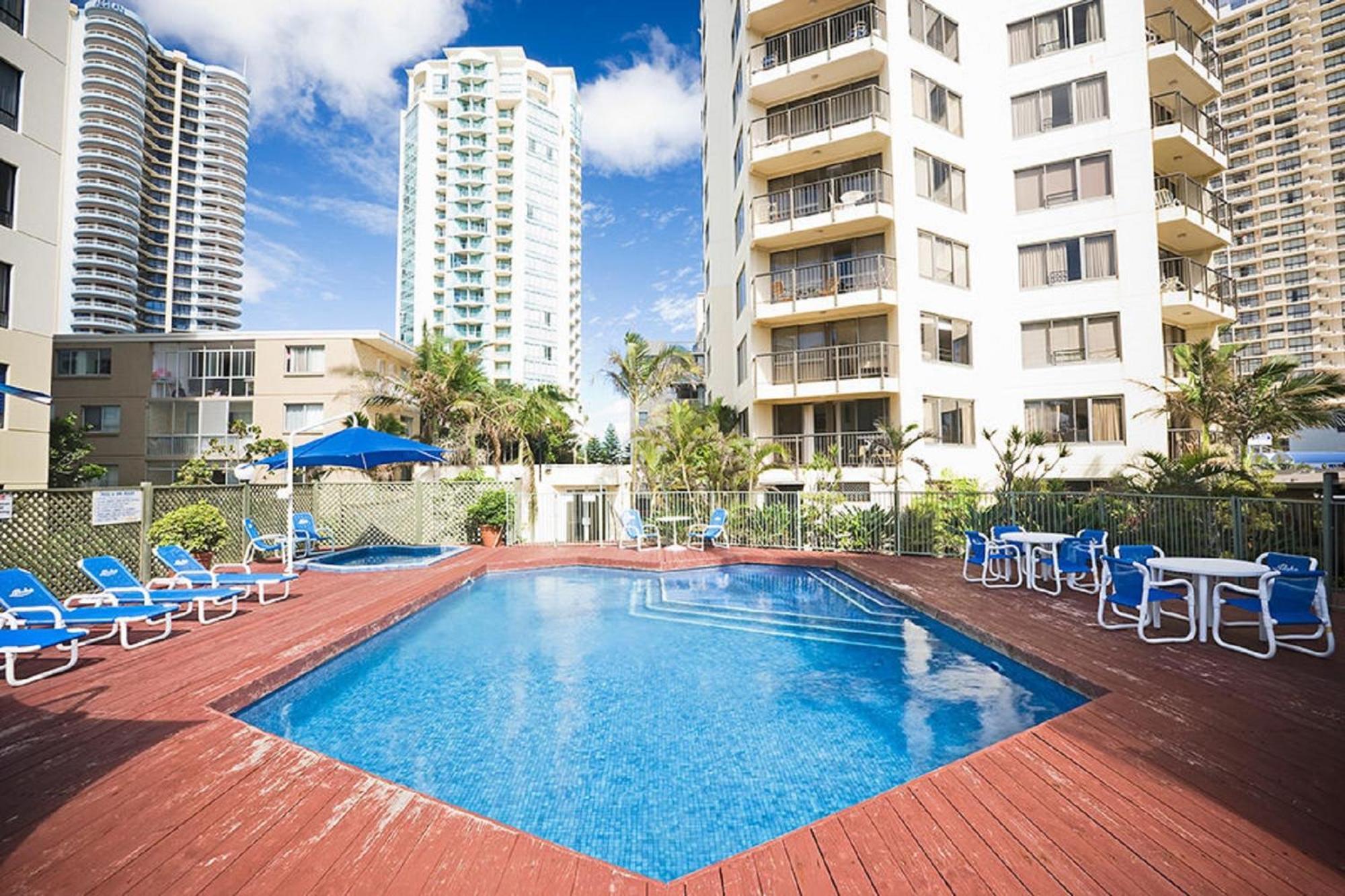 Erika'S Holiday Apartment โกลด์โคสต์ ภายนอก รูปภาพ