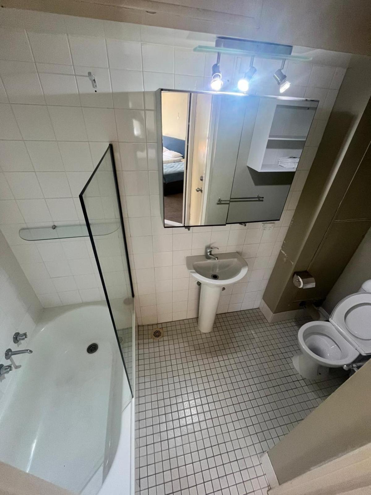 Erika'S Holiday Apartment โกลด์โคสต์ ภายนอก รูปภาพ