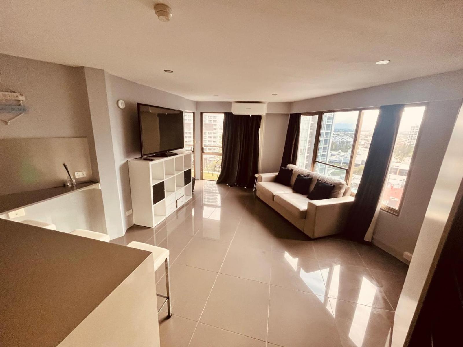 Erika'S Holiday Apartment โกลด์โคสต์ ภายนอก รูปภาพ