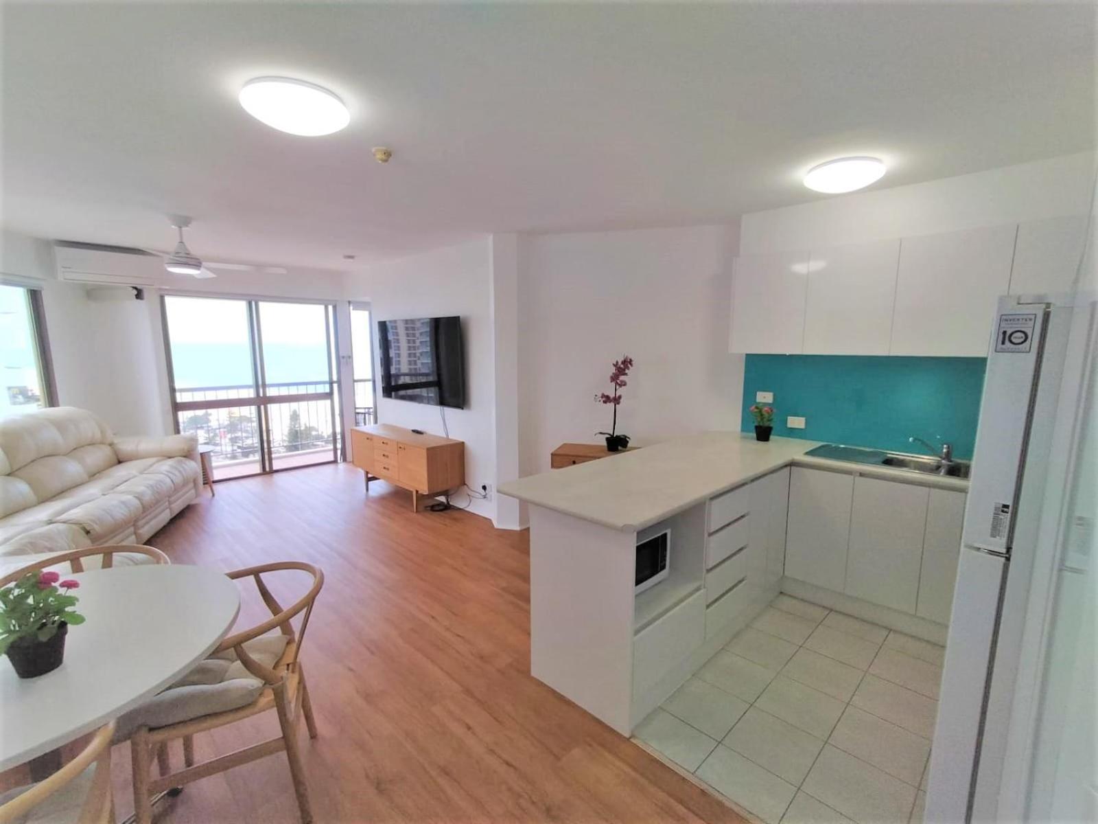 Erika'S Holiday Apartment โกลด์โคสต์ ภายนอก รูปภาพ
