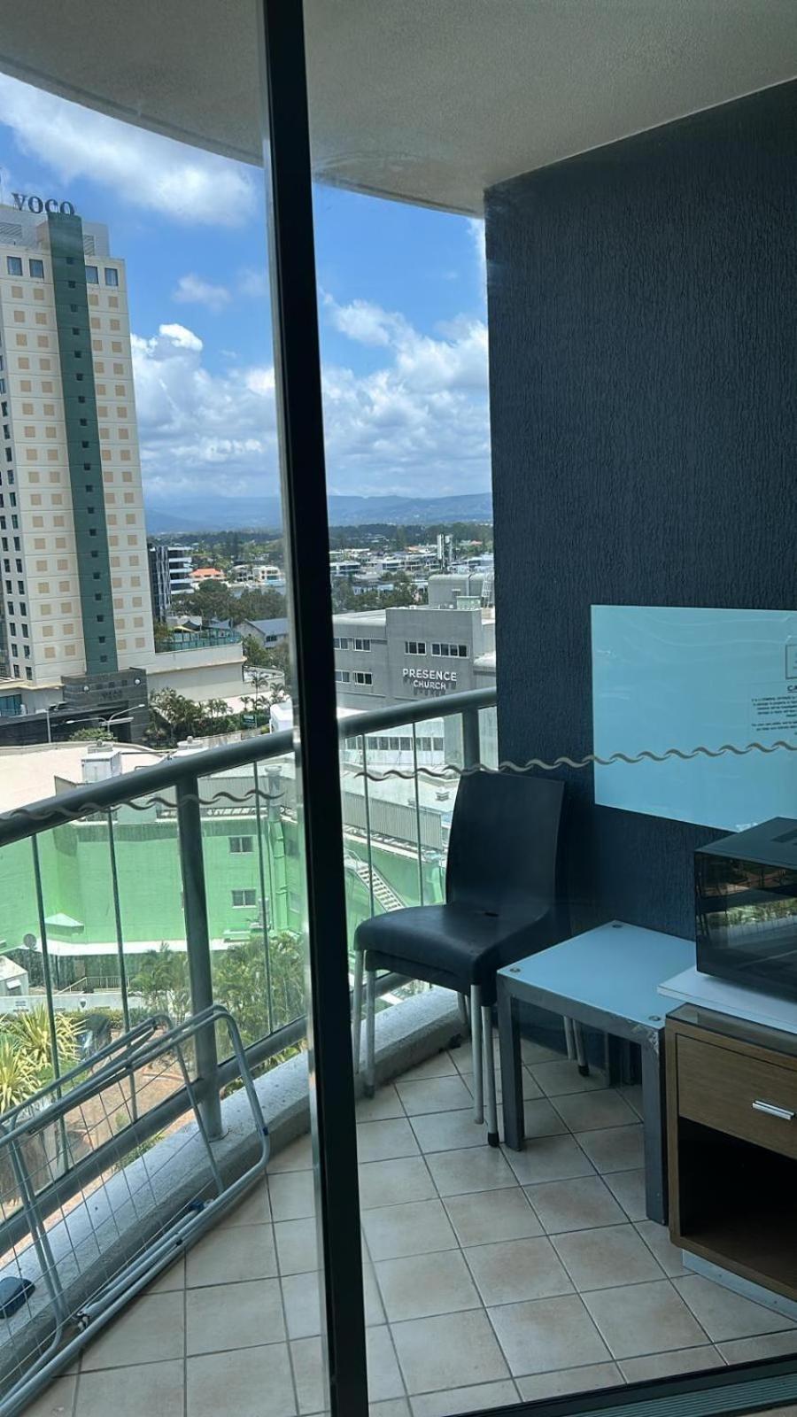 Erika'S Holiday Apartment โกลด์โคสต์ ภายนอก รูปภาพ