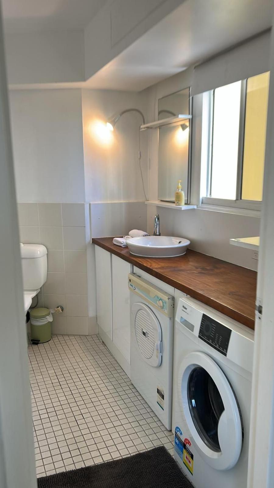 Erika'S Holiday Apartment โกลด์โคสต์ ภายนอก รูปภาพ
