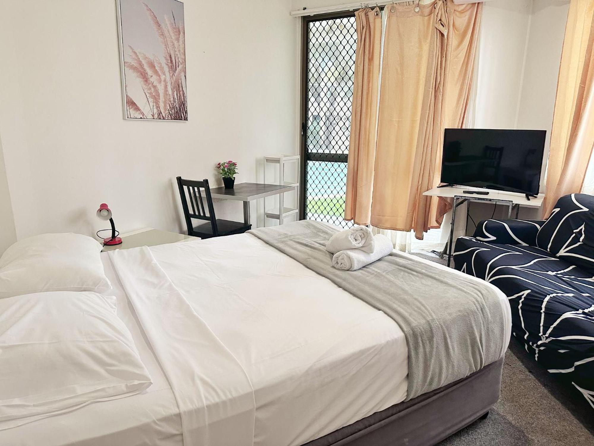 Erika'S Holiday Apartment โกลด์โคสต์ ภายนอก รูปภาพ